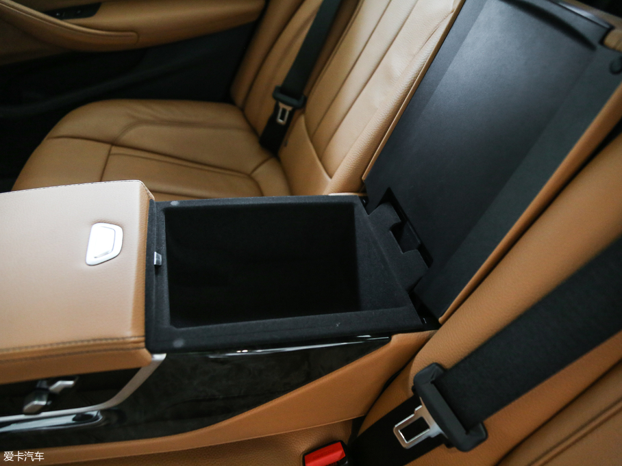 2018R5ϵ 530Li xDrive Ab