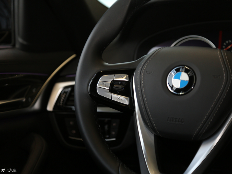 2018R5ϵ Ŀ 525Li M\b