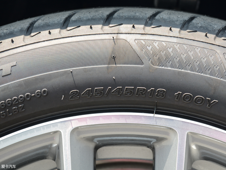 2018R5ϵ Ŀ 525Li M\(yn)(dng)b