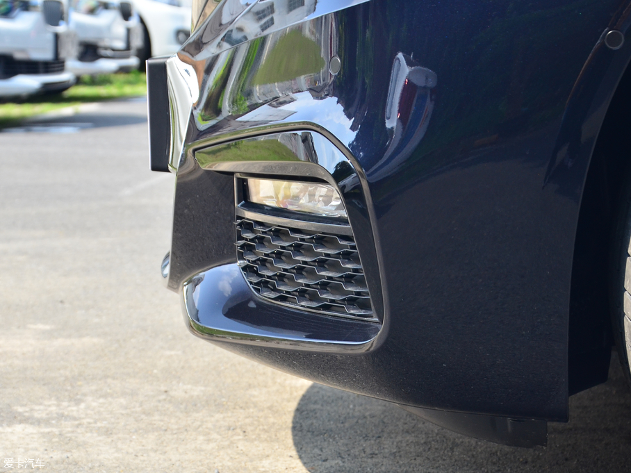 2018R5ϵ Ŀ 525Li M\b