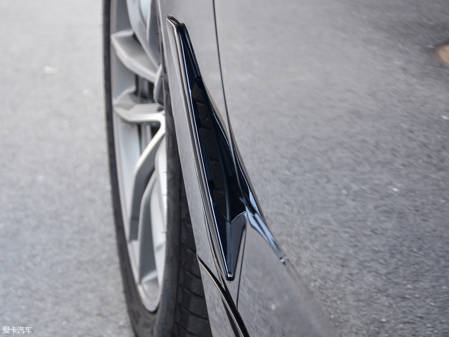 2018R5ϵ Ŀ 525Li M\b