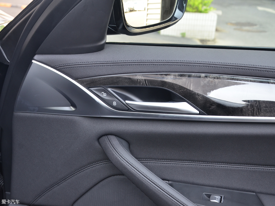 2018R5ϵ Ŀ 525Li M\b