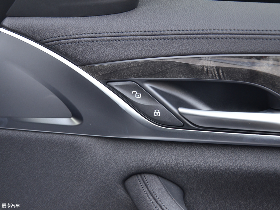 2018R5ϵ Ŀ 525Li M\b