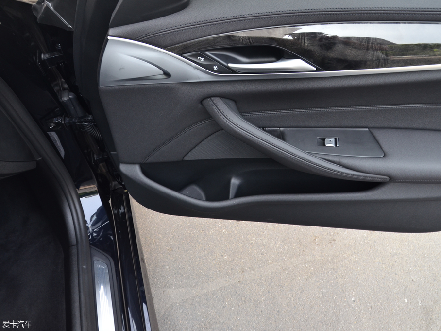 2018R5ϵ Ŀ 525Li M\b