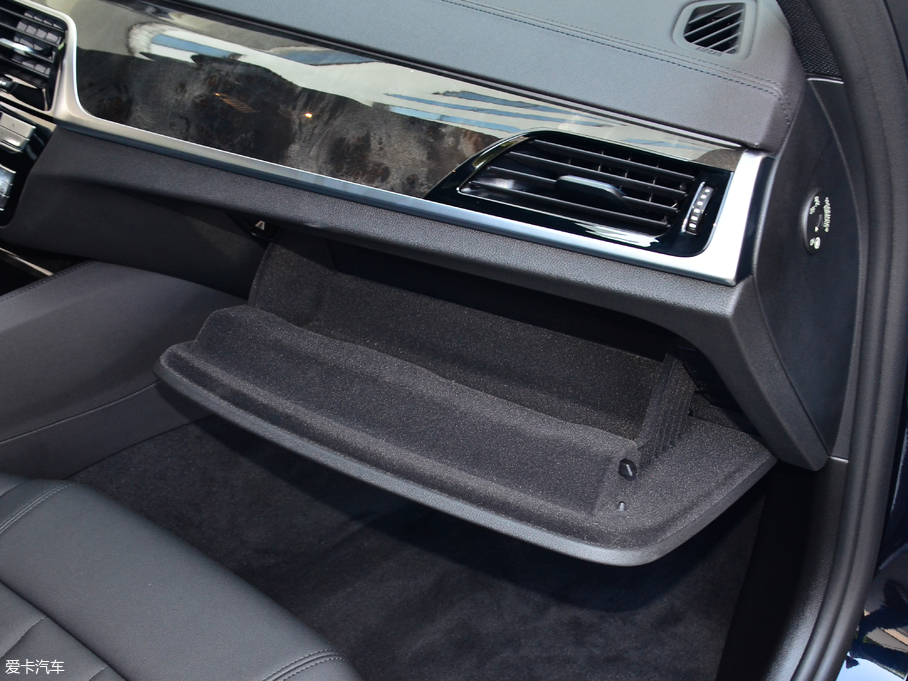 2018R5ϵ Ŀ 525Li M\b