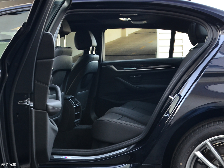 2018R5ϵ Ŀ 525Li M\(yn)(dng)b