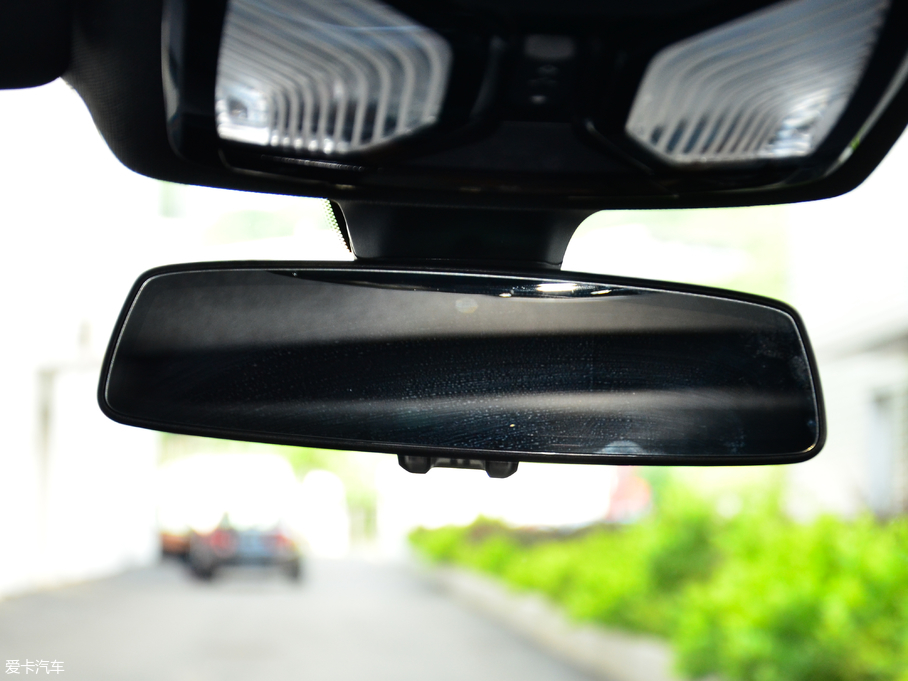 2018R5ϵ Ŀ 525Li M\b