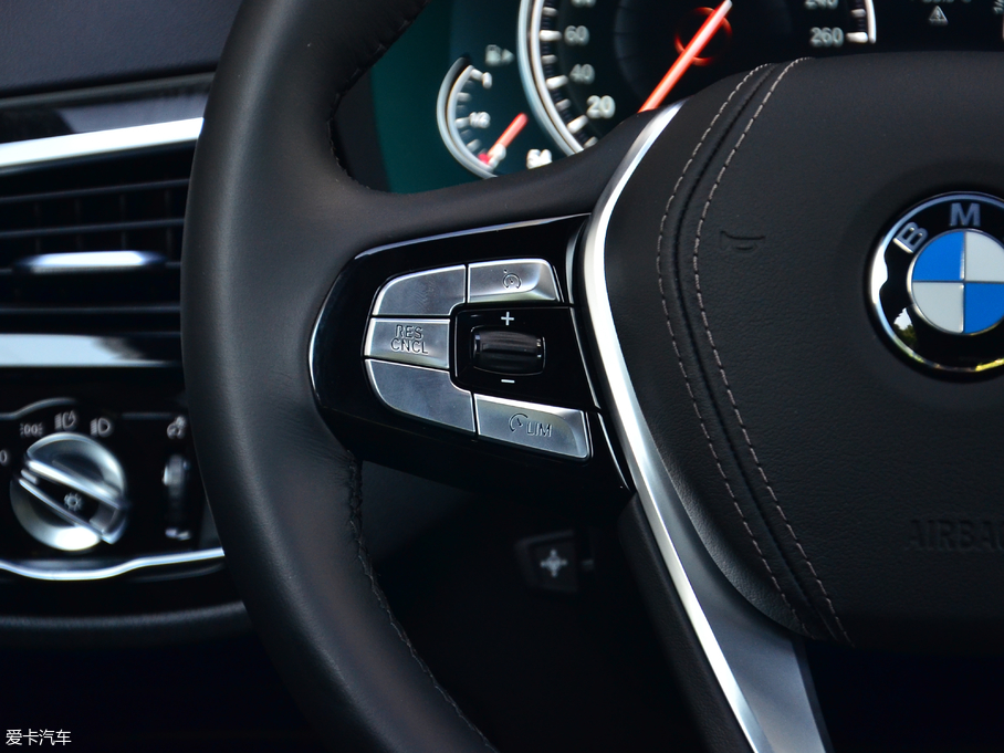 2018R5ϵ Ŀ 525Li M\b