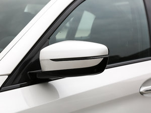 2018530Li xDrive M\b ^