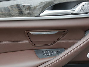 2018530Li xDrive M\b g