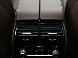 2018530Li xDrive M\b п؅^