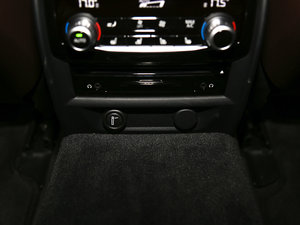 2018530Li xDrive M\b п؅^