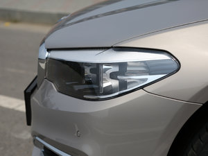 2018530Li xDrive Ab ^