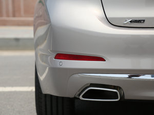 2018530Li xDrive Ab ^