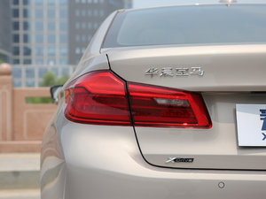 2018530Li xDrive Ab ^