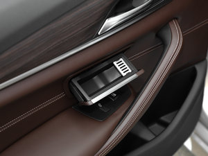 2018530Li xDrive Ab g