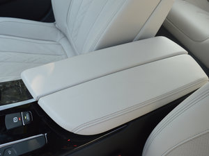 2018530Li xDrive M\b 