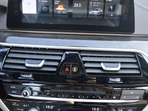 2018530Li xDrive M\b {L