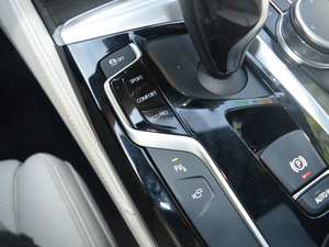 2018530Li xDrive M\b п؅^