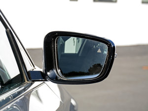 2018530Li xDrive Ab (x)(ji)^