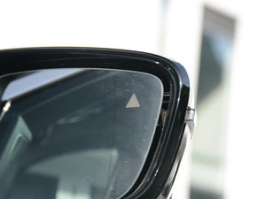 2018530Li xDrive Ab (x)(ji)^