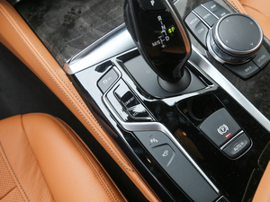 2018530Li  M\b п؅^