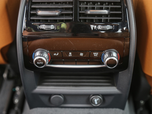 2018530Li  M\b п؅^