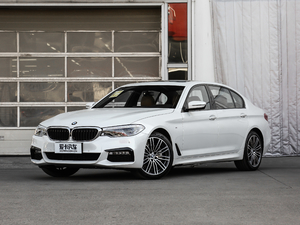 2018Ŀ 530Li  M˶װ ǰ45