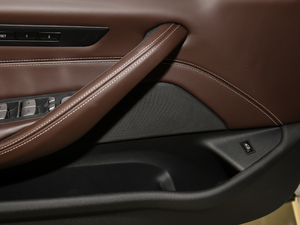 2018Ŀ 530Li I(lng) Ab g