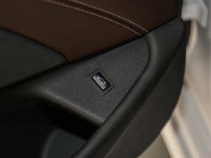 2018Ŀ 530Li I(lng) Ab g