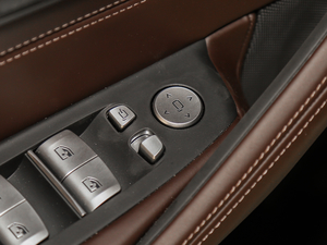 2018Ŀ 530Li I(lng) Ab g