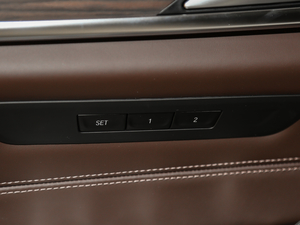 2018Ŀ 530Li I(lng) Ab g