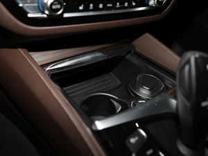 2018Ŀ 530Li  Ab п؅^