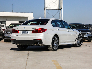 2018Ŀ 530Li xDrive M˶װ 