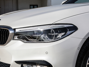 2018Ŀ 530Li xDrive M\b ^