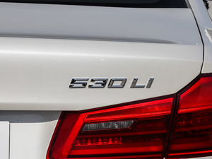 2018Ŀ 530Li xDrive M\b ^