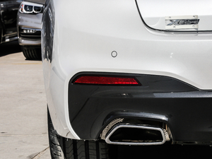 2018Ŀ 530Li xDrive M\b ^