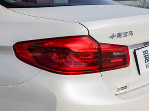 2018Ŀ 530Li xDrive M\b ^