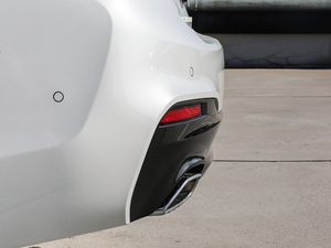 2018Ŀ 530Li xDrive M\b ^