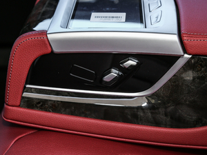 2018Ŀ 530Li xDrive M\b g