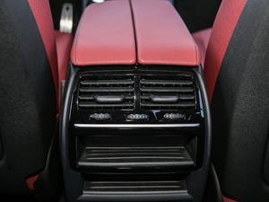 2018Ŀ 530Li xDrive M\b g