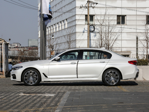 2018Ŀ 530Li  M˶װ ࣨ