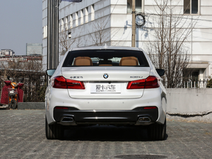 2018Ŀ 530Li  M˶װ 	