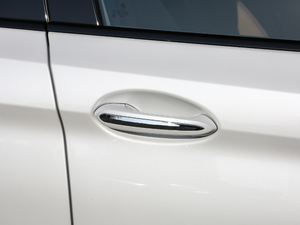 2018Ŀ 530Li I M\b ^