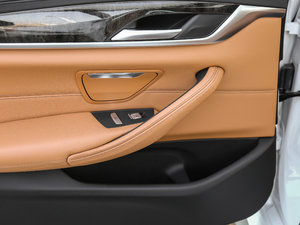 2018Ŀ 530Li I M\b g