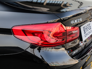 2018Ŀ 530Li xDrive Ab (ji)^