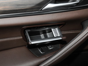 2018Ŀ 530Li xDrive Ab g