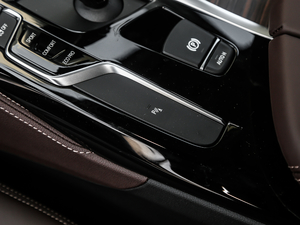 2018Ŀ 530Li xDrive Ab п؅^