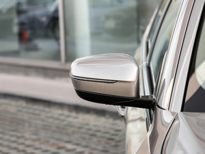 2018Ŀ 530Li xDrive Ab ^