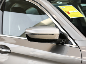 2018Ŀ 530Li xDrive Ab ^